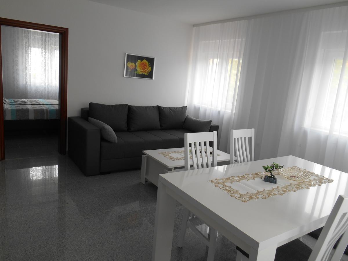 Apartments Diana Šmrika المظهر الخارجي الصورة